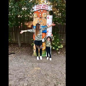 Meet your Posher, Nadine